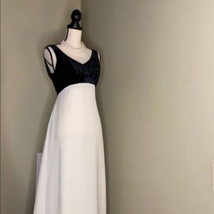 Black and ivory gown by Bill Levkoff